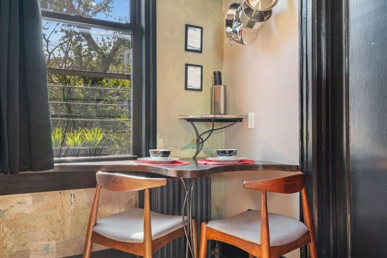 Bushwick Gem- Art Infused 2Br With Rooftop At 